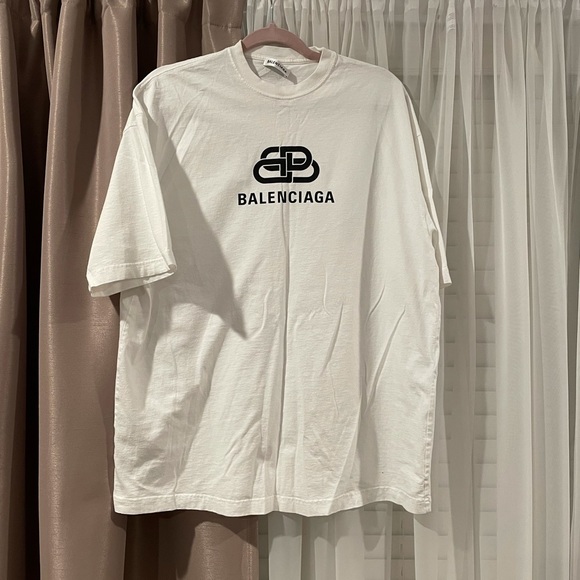 Balenciaga t-shirt - Picture 5 of 6